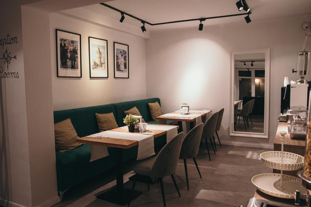 Nest Guesthouse Drobeta Turnu Severin Exterior foto